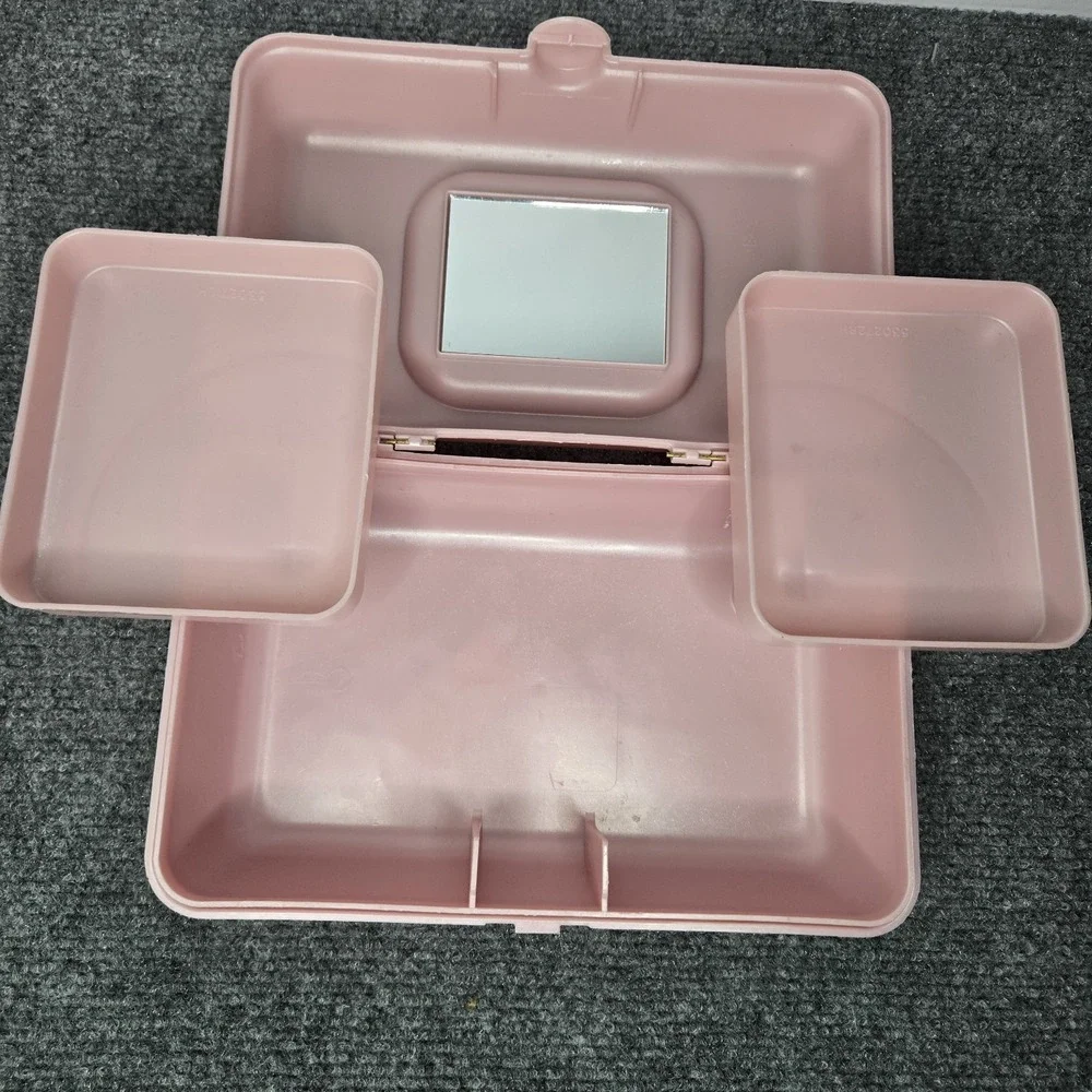 Caboodles Pretty In Petite Classic 2 Tier‎ Makeup Case W/ Mirror Pink  9x6x4